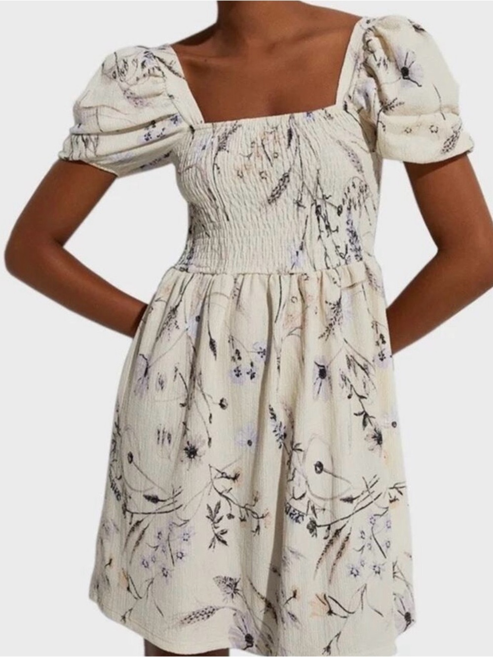 H&M Smocked Floral Puff-Sleeve Mini Dress